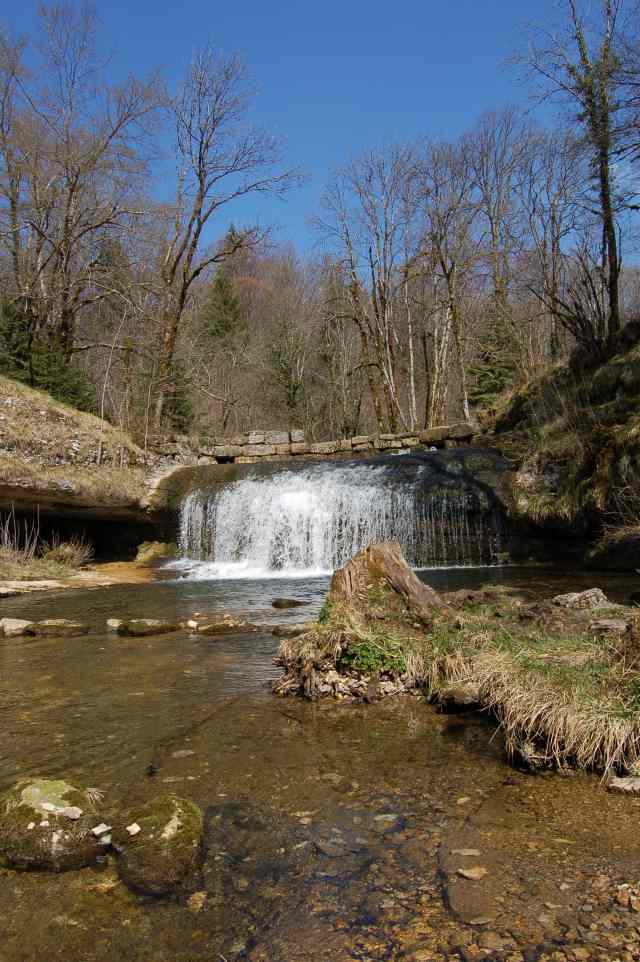 On rencontre ce genre de cascade tout au long de la marche.